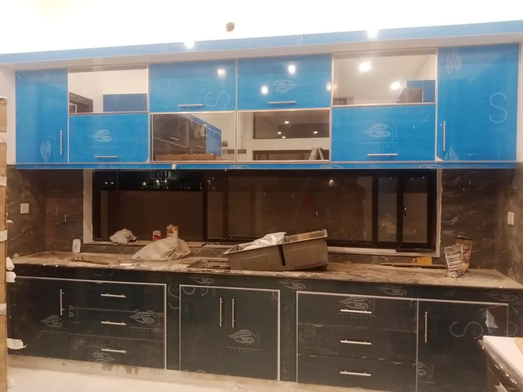 Modern L-shaped kitchen with custom cabinets